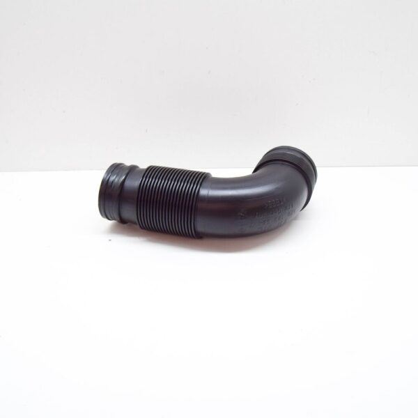 1K0129684T - Volkswagen Beetle A5 Air Intake Connecting Pipe 1K0129684T NEW GENUINE