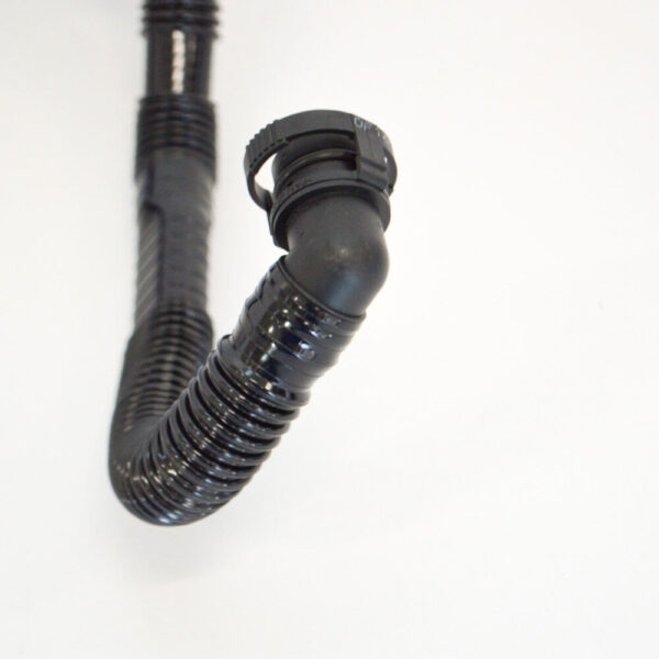 1K0131128D - NEW VOLKSWAGEN JETTA MK5 EMISSION CONNECTION HOSE 1K0131128D 2.0 PETROL ORIGINAL