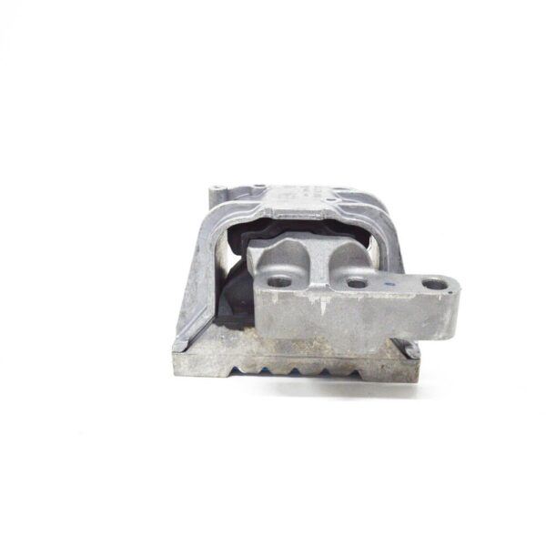 1K0199262M - NEW VOLKSWAGEN BEETLE 5C7 RIGHT ENGINE MOUNT 1K0199262M 1.8 PETROL 125KW