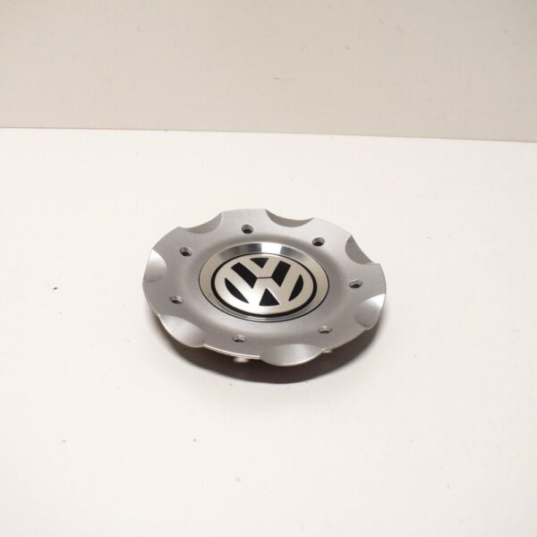 1K0601149J - Volkswagen Golf Mk5 Center Wheel Hub Cap Cover 1K0601149J8Z8 NEW GENUINE