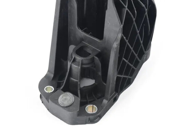 1K0721373N - NEW VW TOURAN 1T CLUTCH PEDAL BRACKET 1K0721373N GENUINE