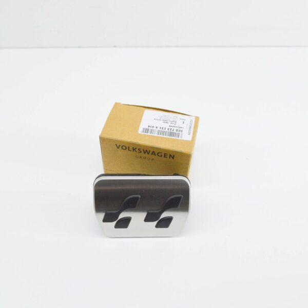 1K0723131A4J4 - Volkswagen Golf 1K MK5 brake pedal cap left steering 1K0723131A4J4 NEW ORIGINAL