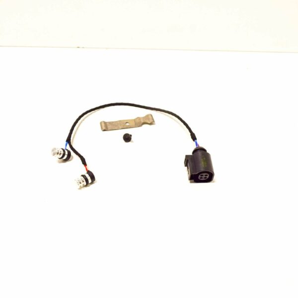 1K0815111B - NEW VW TIGUAN 5N TEMPERATURE SENSOR 1K0815111B 2008 3604592