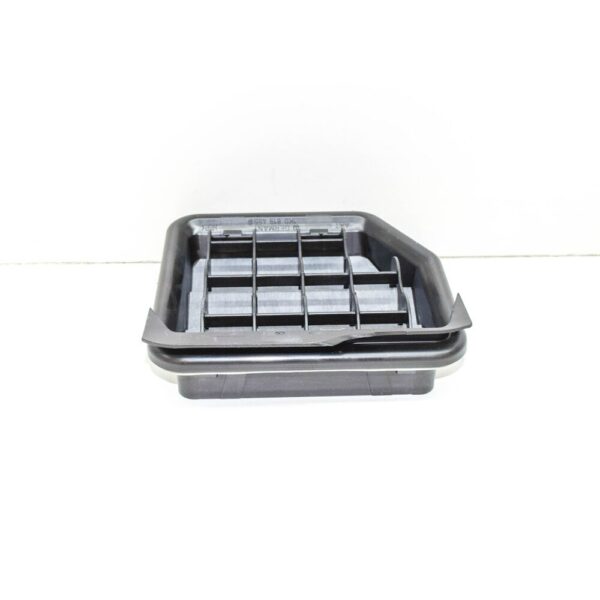 1K0819465B - Volkswagen GOLF MK5 Rear Left Body Vent Grille 1K0819465B NEW GENUINE