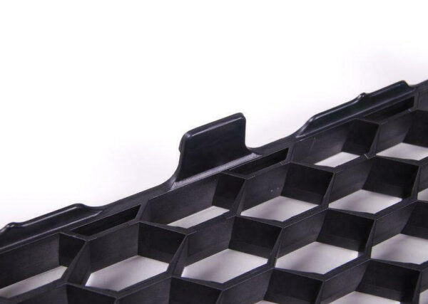 1K0853677B9B9 - New VW Golf Mk5 GTI 04-09 Front Bumper Lower Center Grille Mesh 1K0853677B9B9