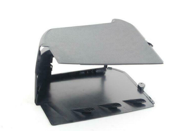 1K0863323Q82V - NEW VOLKSWAGEN JETTA A5 REAR CENTRE CONSOLE 1K0863323Q82V ORIGINAL