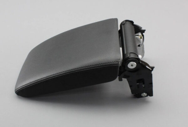 1K0864207FWYE - NEW VW EOS 1F7, 1F8 CENTER CONSOLE ARMREST 1K0864207FWYE