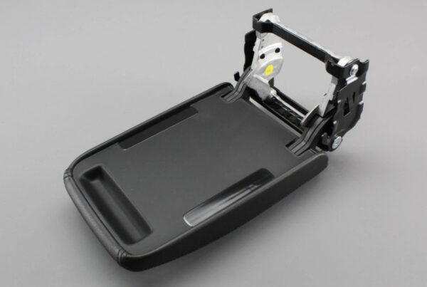 1K0864207FWYE - NEW VW EOS 1F7, 1F8 CENTER CONSOLE ARMREST 1K0864207FWYE