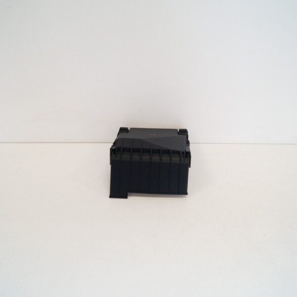 1K0937132F - Volkswagen Golf MK5 1K fuse box cover 1K0937132F REAL NEW