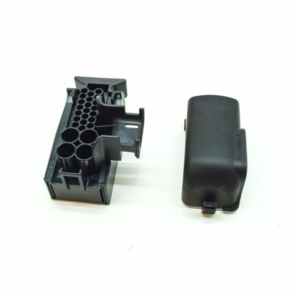 1K0973213 - NEW VOLKSWAGEN ARTEON 3H7 25 PIN FLAT CONTACT HOUSING 1K0973213 ORIGINAL