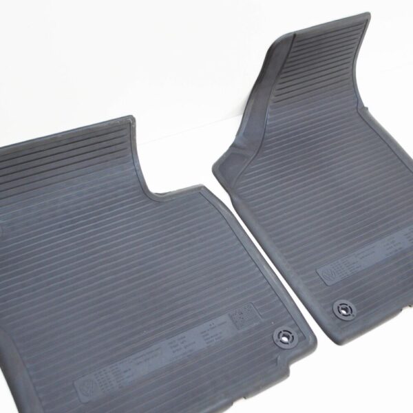 1K1061541041 - NEW VW SCIROCCO MK3 FRONT FLOOR MAT SET LHD 1K1061541041