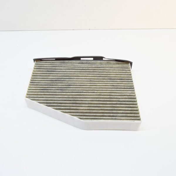 1K1819669 - NEW VOLKSWAGEN GOLF MK5 INTERIOR AIR FILTER 1K1819669 E