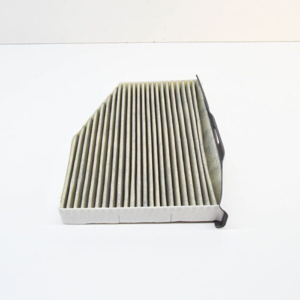 1K1819669 - NEW VOLKSWAGEN GOLF MK5 INTERIOR AIR FILTER 1K1819669 E