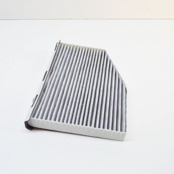 1K1819669 - NEW VOLKSWAGEN GOLF MK5 INTERIOR AIR FILTER 1K1819669 E