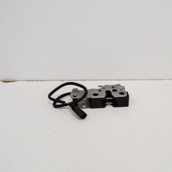 1K1823509E - NEW VOLKSWAGEN JETTA MK5 BONNET LOCK 1K1823509E 2008