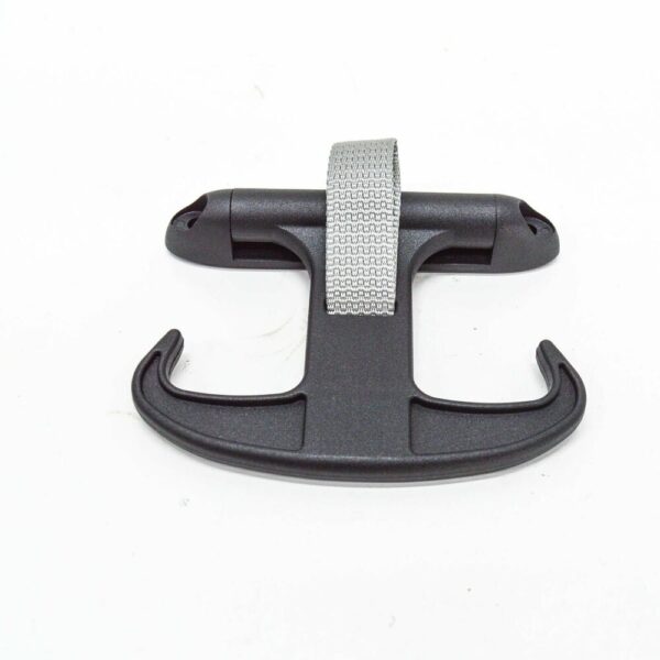 1K5867615A - NEW VOLKSWAGEN CC BAG RETAINER IN LUGGAGE BOOT 1K5867615A ORIGINAL