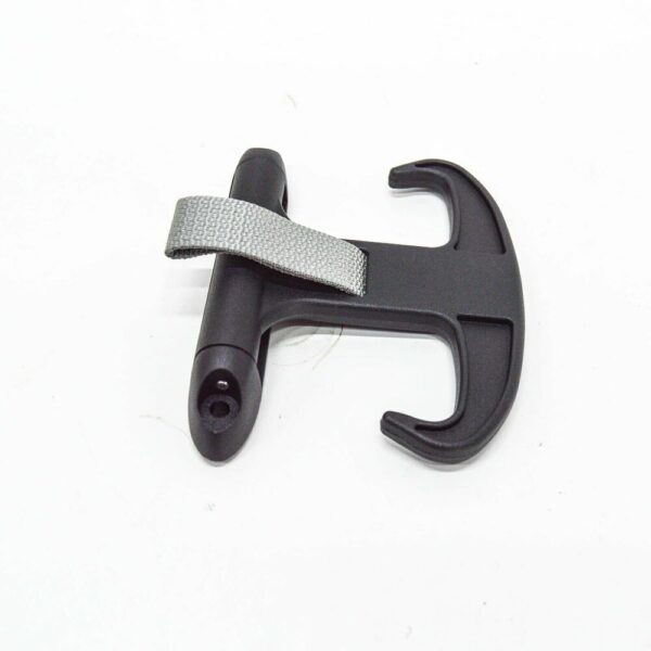 1K5867615A - NEW VOLKSWAGEN CC BAG RETAINER IN LUGGAGE BOOT 1K5867615A ORIGINAL