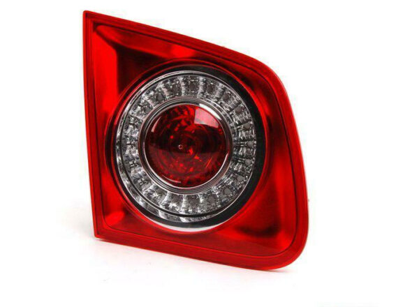 1K5945093G - NEW VOLKSWAGEN JETTA A5 REAR LEFT INNER TAILLIGHT 1K5945093G ORIGINAL