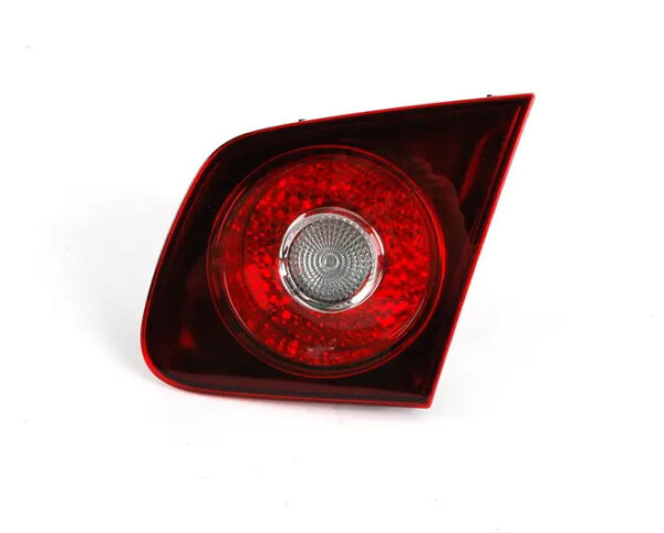 1K5945094K - NEW VW JETTA III 1K MK3 REAR INNER RIGHT TAILLIGHT 1K5945094K