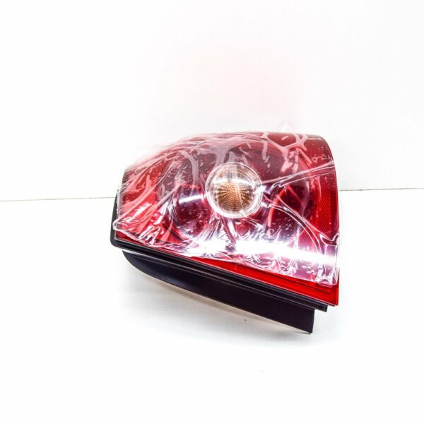 1K6945096AA - NEW VOLKSWAGEN GOLF MK5 REAR RIGHT OUTER TAIL LIGHT 1K6945096AA