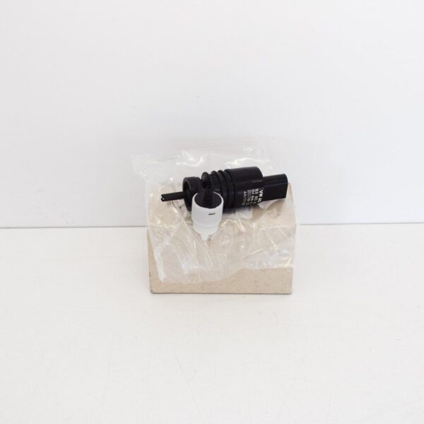 1K6955651 - NEW VOLKSWAGEN GOLF MK5 1K WASHER PUMP MOTOR 1K6955651 ORIGINAL