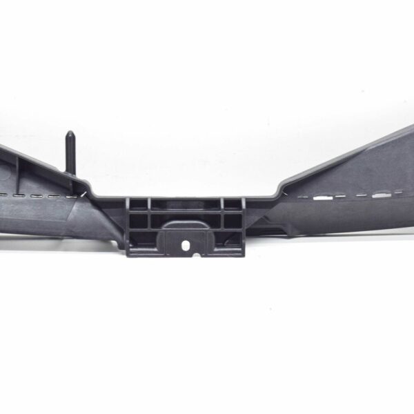 1K8805813A - NEW VW SCIROCCO MK3 FRONT CENTRE RADIATOR GRILLE SUPPORT 1K8805813A