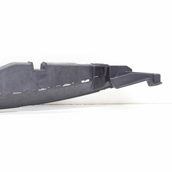 1K8805813A - NEW VW SCIROCCO MK3 FRONT CENTRE RADIATOR GRILLE SUPPORT 1K8805813A