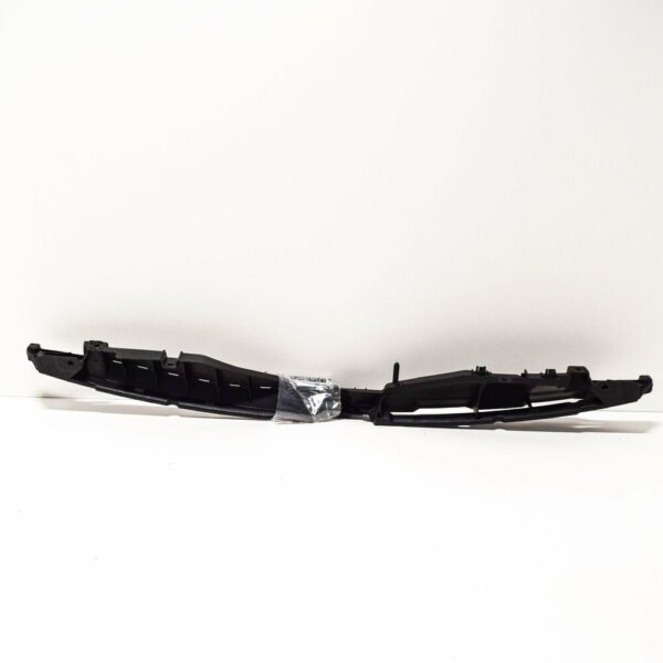 1K8805813B - NEW VW SCIROCCO MK3 FRONT CENTER RADIATOR GRILLE SUPPORT 1K8805813B