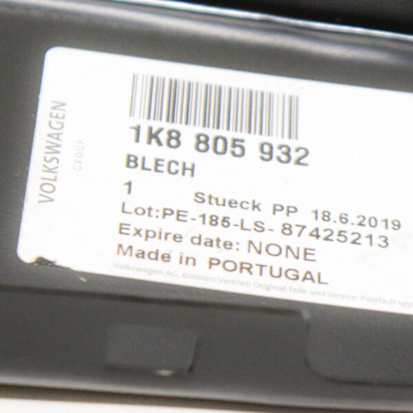 1K8805932 - New VW SCIROCCO 137 Front Right Head Light Support Bracket 1K8805932