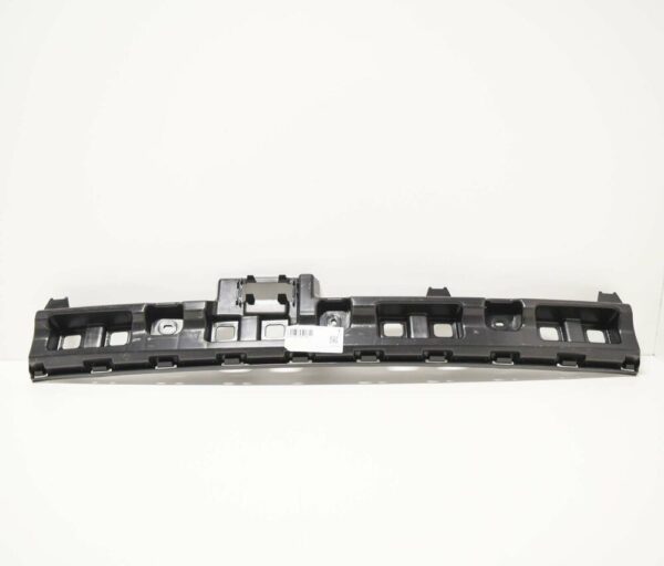 1K8807863B - NEW VOLKSWAGEN SCIROCCO MK3 REAR BUMPER MOUNT BRACKET CENTER 1K8807863B