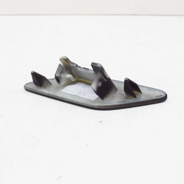 1K8807938GRU - NEW VW SCIROCCO 137 WASHER PRIMED COVER CAP RIGHT 1K8807938 GRU
