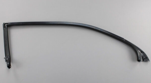 1K8867337J - NEW VOLKSWAGEN SCIROCCO MK2 FRONT LEFT DOOR INNER SEAL 1K8867337J