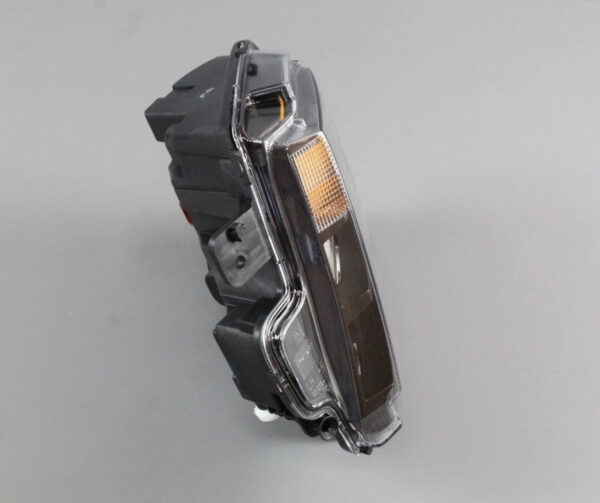 1K8941661K - NEW VW SCIROCCO 137, 138 FRONT LEFT FOG LIGHT 1K8941661K ORIGINAL
