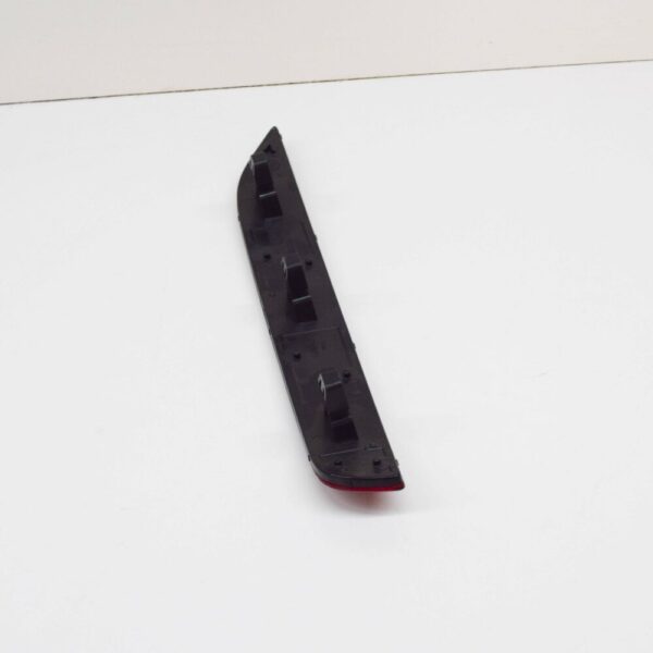 1K8945105C - NEW VOLKSWAGEN SCIROCCO MK3 REAR BUMPER LEFT SIDE REFLECTOR 1K8945105C