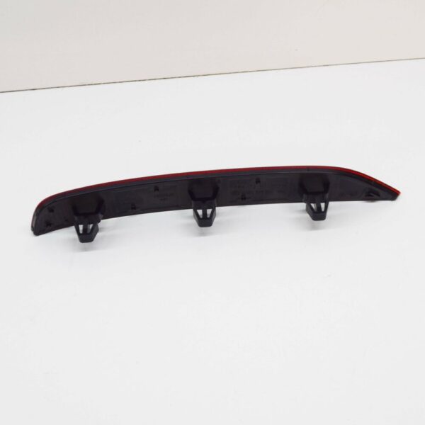 1K8945105C - NEW VOLKSWAGEN SCIROCCO MK3 REAR BUMPER LEFT SIDE REFLECTOR 1K8945105C