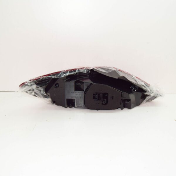 1K8945208B - Volkswagen SCIROCCO Rear Right Taillight Lamp 1K8945208B NEW GENUINE