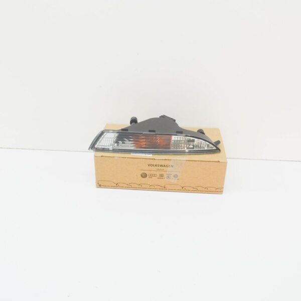 1K8953041E - VW SCIROCCO MK3 Front Left Flashing Parking Light 1K8953041E NEW GENUINE