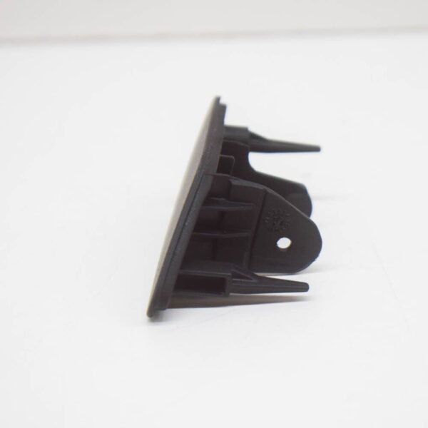 1K8955110C - VOLKSWAGEN SCIROCCO Right Headlight Washer Cover 1K8955110CGRU NEW OEM
