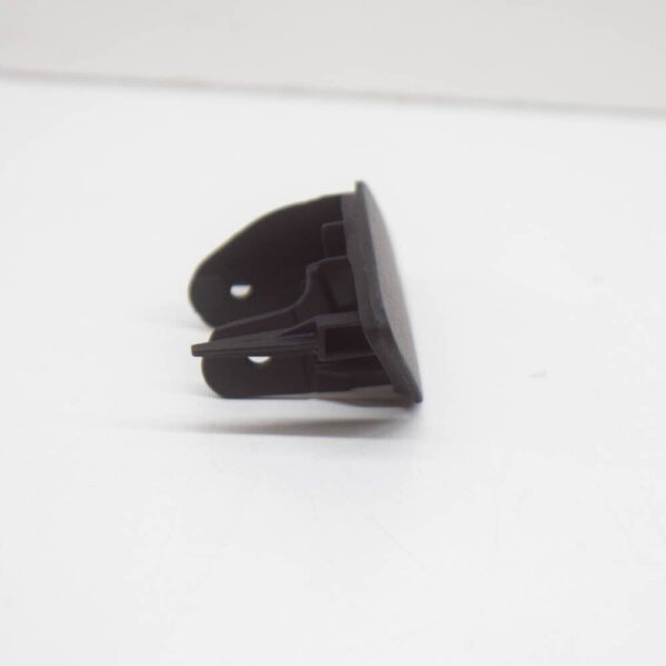 1K8955110C - VOLKSWAGEN SCIROCCO Right Headlight Washer Cover 1K8955110CGRU NEW OEM