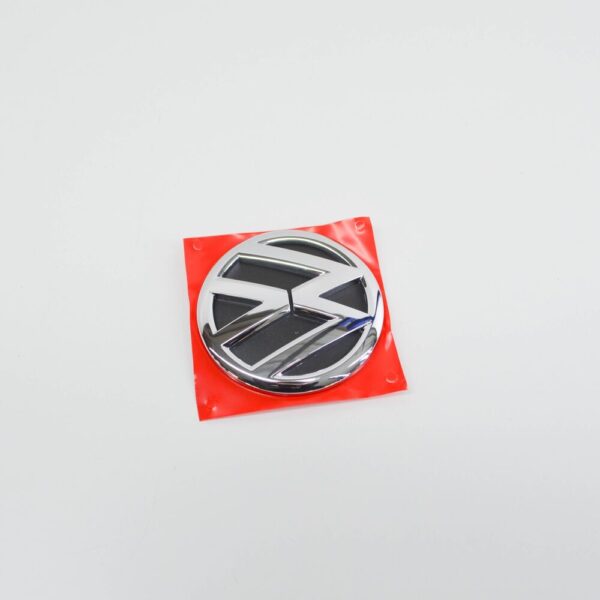 1K9853630AULM - NEW VOLKSWAGEN JETTA MK6 REAR EMBLEM LOGO BADGE 1K9853630AULM ORIGINAL