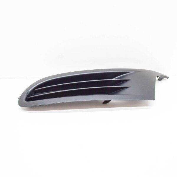 1K9853665A9B9 - NEW VOLKSWAGEN GOLF 5K MK6 FRONT LEFT OUTER VENT GRILLE 1K9853665A9B9 ORIGINAL