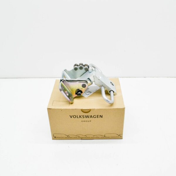 1Q0831412A - NEW VOLKSWAGEN EOS FRONT RIGHT LOWER DOOR HINGE 1Q0831412A OEM