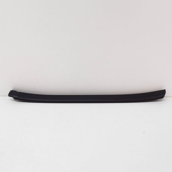 1Q0837673D - NEW VOLKSWAGEN EOS WINDOW SEAL LEFT SIDE 1Q0837673D ORIGINAL