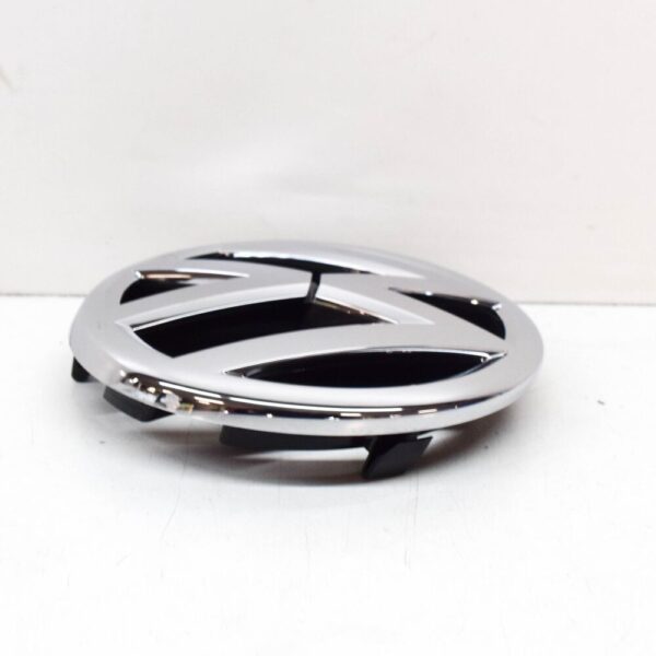 1Q0853601 - VOLKSWAGEN EOS 1F BONNET BADGE 1Q0853601739 NEW GENUINE