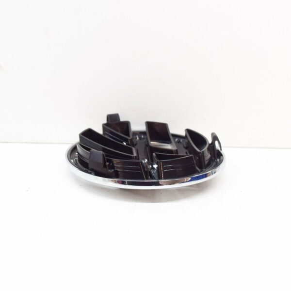 1Q0853601739 - NEW VOLKSWAGEN EOS 1F BONNET BADGE 1Q0853601739