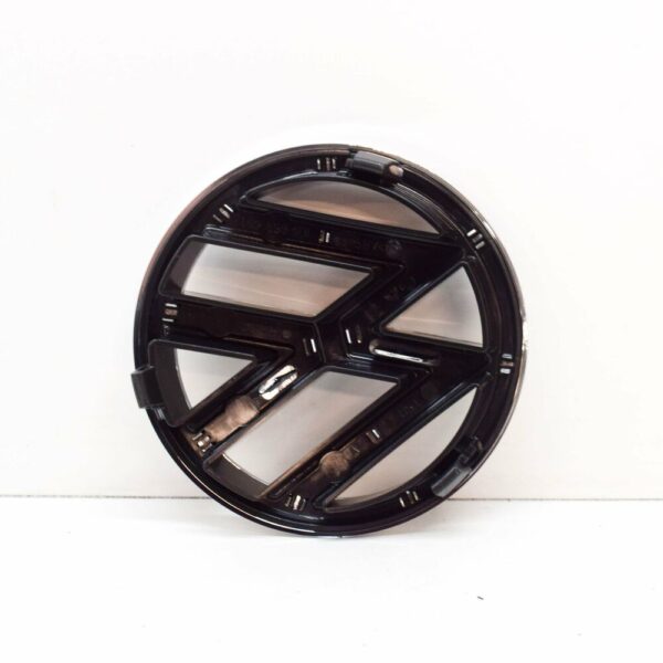 1Q0853601739 - NEW VOLKSWAGEN EOS 1F BONNET BADGE 1Q0853601739