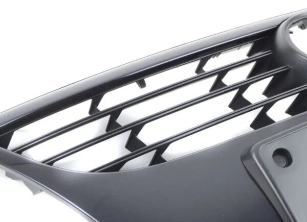 1Q0853641GS0W - NEW VOLKSWAGEN EOS FRONT RADIATOR GRILLE 1Q0853641GS0W ORIGINAL