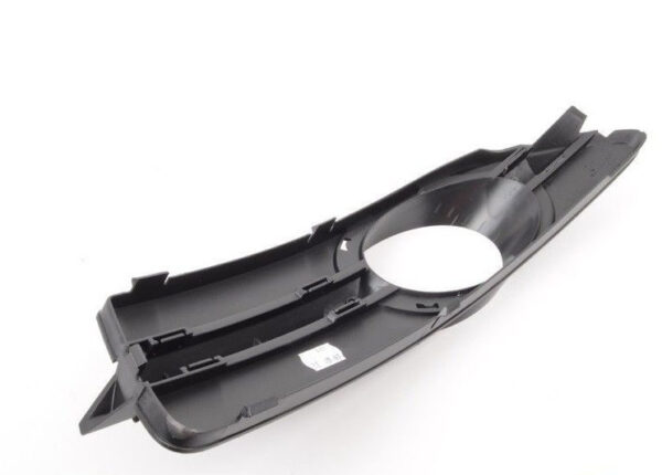 1Q0853666B9B9 - New Volkswagen EOS Front Right Fog Light Vent Grille 1Q0853666B9B9