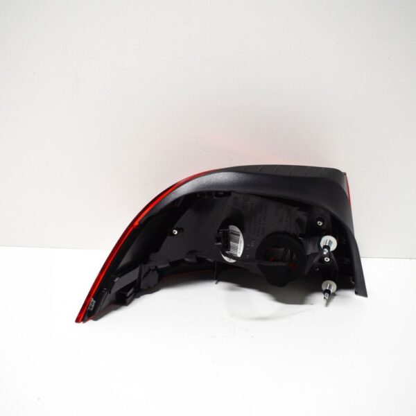1Q0945096AA - NEW VOLKSWAGEN EOS REAR RIGHT OUTER LED TAIL LIGHT LAMP 1Q0945096AA ORIGINAL