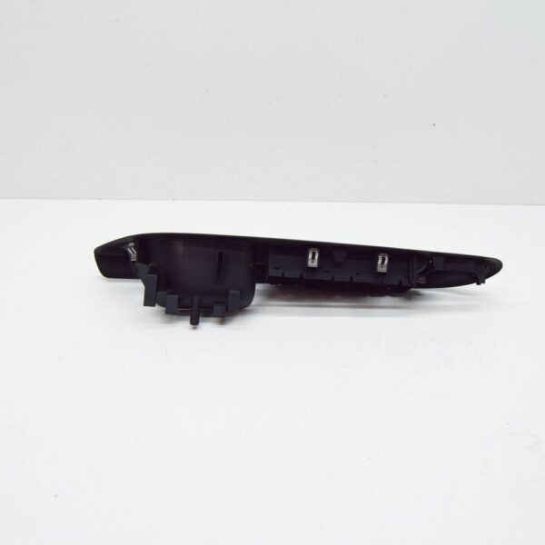 1Q2867372C81U - NEW VW EOS FRONT RIGHT DOOR HANDLE SHELL UPPER PART RHD 1Q2867372C81U ORIGINAL